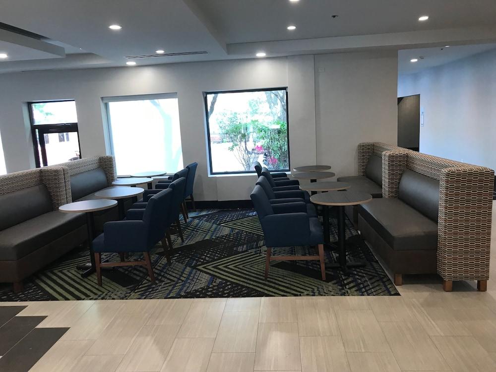 Holiday Inn Express Naperville By Ihg Kültér fotó